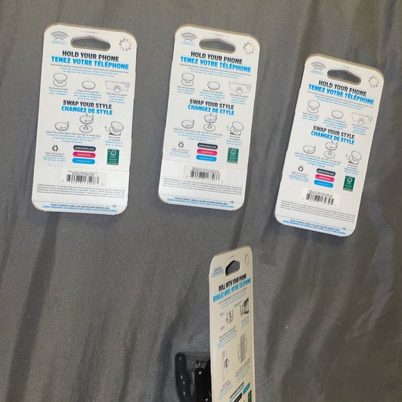New Pop Sockets Bundle - Picture 3 of 3